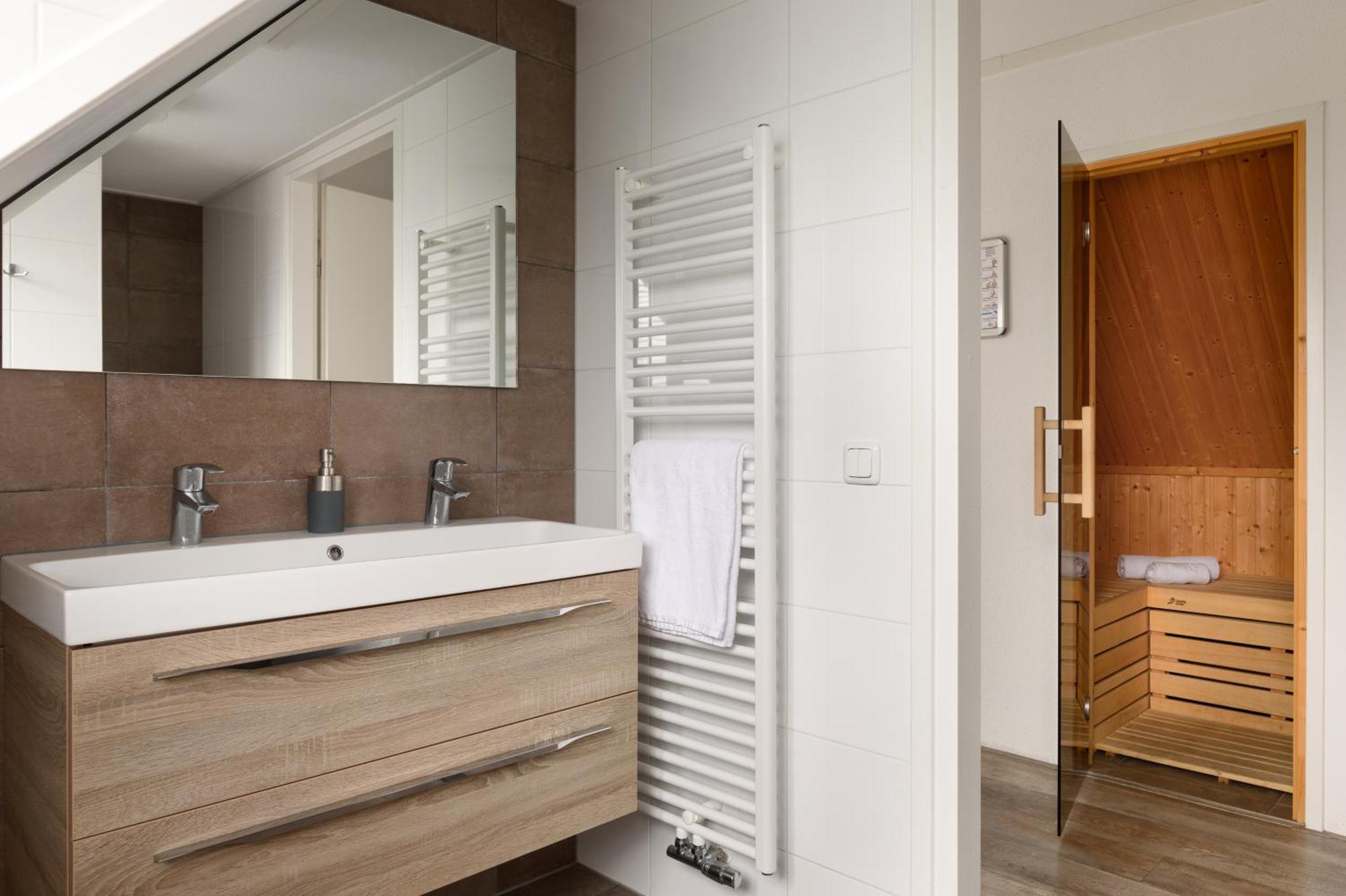Dormio Waterpark Langelille Hotel Kamer foto